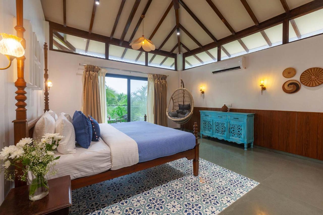 Villa Sereno By Stayvista - An Elegant And Entertaining Retreat Featuring A Swimming Pool, Outdoor Jacuzzi, Modern Interiors, And A Snooker Table Alībāg Esterno foto