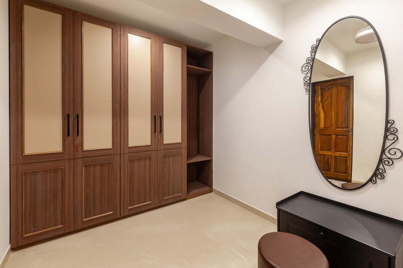 Villa Sereno By Stayvista - An Elegant And Entertaining Retreat Featuring A Swimming Pool, Outdoor Jacuzzi, Modern Interiors, And A Snooker Table Alībāg Esterno foto