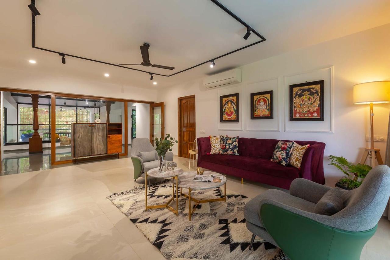 Villa Sereno By Stayvista - An Elegant And Entertaining Retreat Featuring A Swimming Pool, Outdoor Jacuzzi, Modern Interiors, And A Snooker Table Alībāg Esterno foto